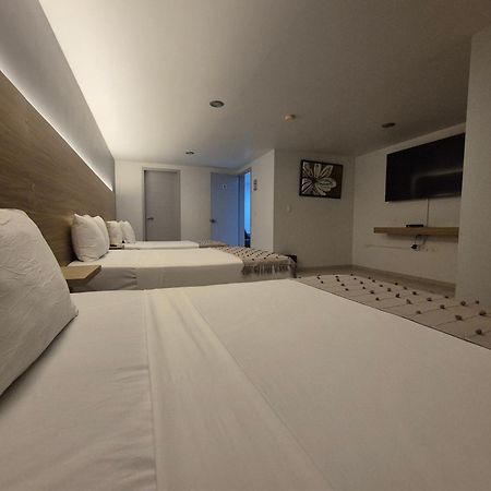 Hotel Casa Galeana Centro Con Estacionamiento Privado Aguascalientes Bagian luar foto