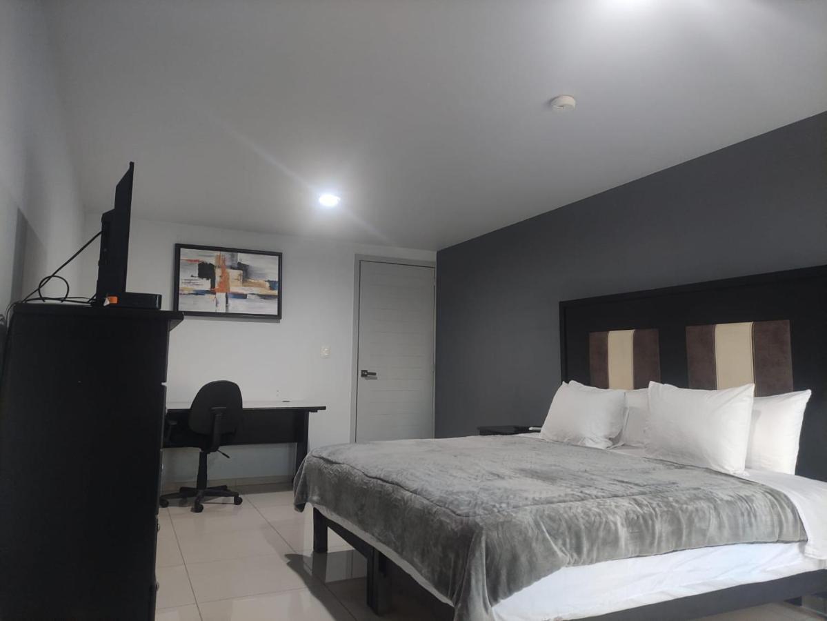 Hotel Casa Galeana Centro Con Estacionamiento Privado Aguascalientes Bagian luar foto