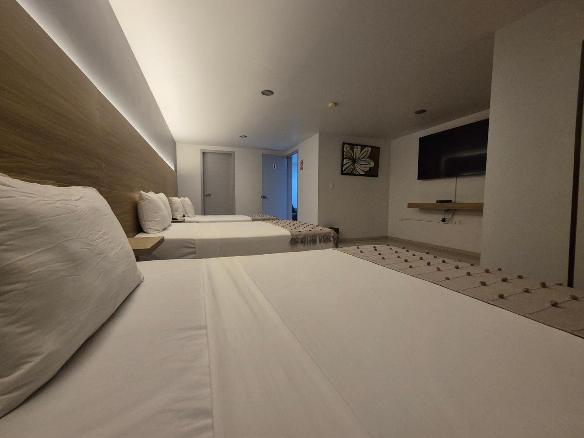 Hotel Casa Galeana Centro Con Estacionamiento Privado Aguascalientes Bagian luar foto