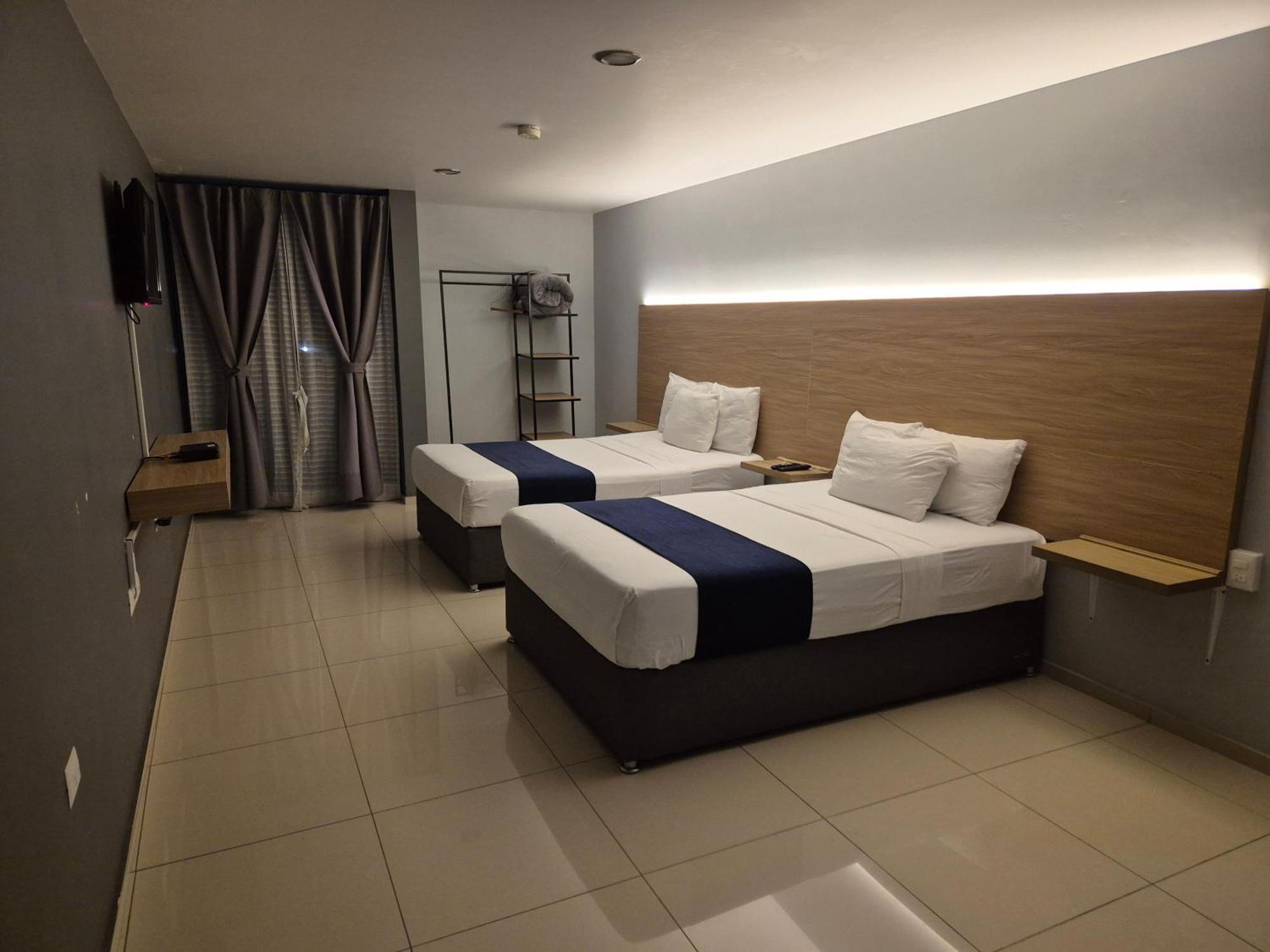 Hotel Casa Galeana Centro Con Estacionamiento Privado Aguascalientes Bagian luar foto