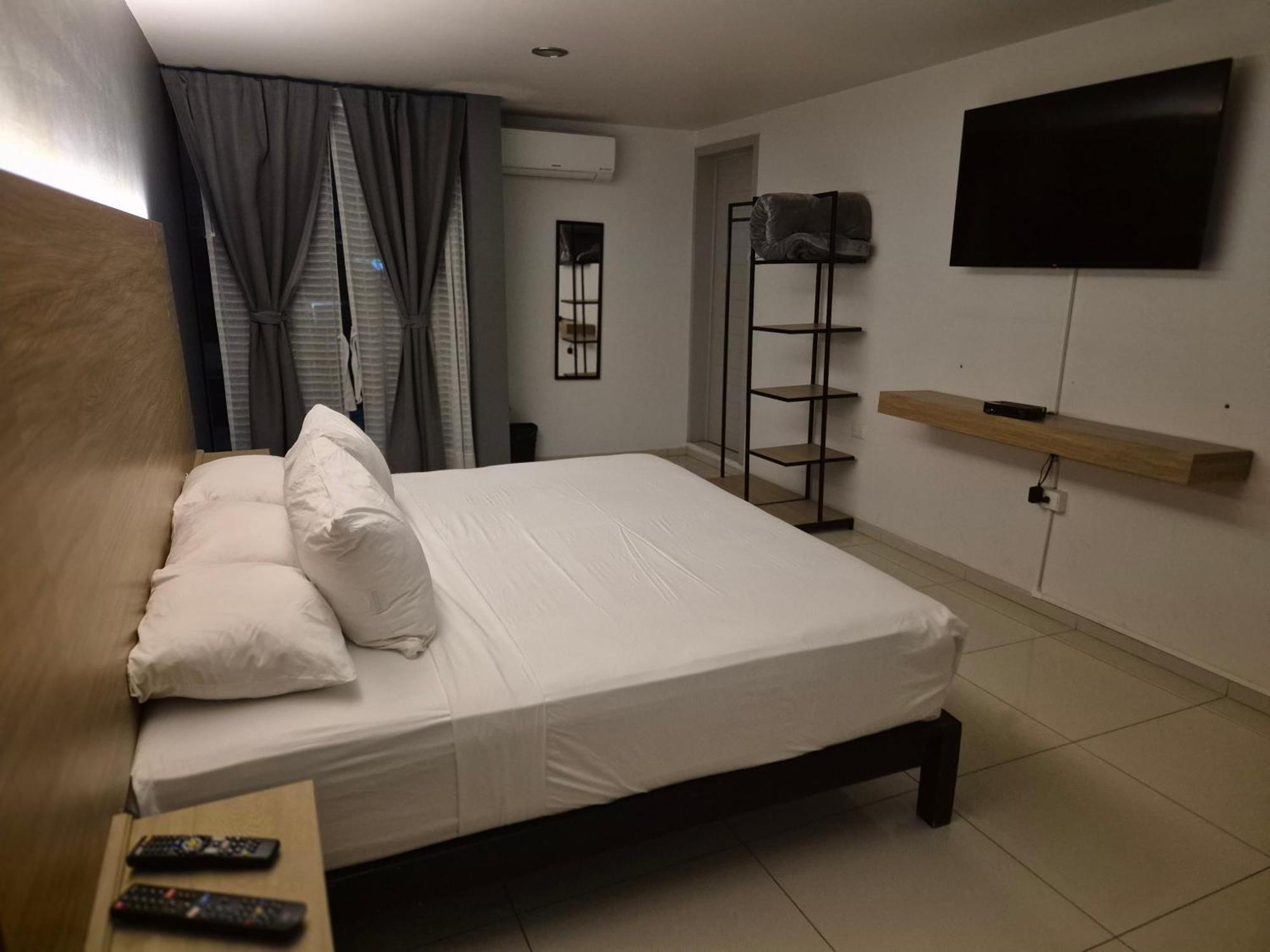 Hotel Casa Galeana Centro Con Estacionamiento Privado Aguascalientes Bagian luar foto