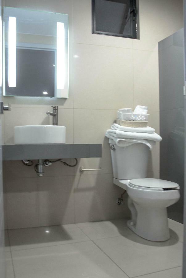 Hotel Casa Galeana Centro Con Estacionamiento Privado Aguascalientes Bagian luar foto